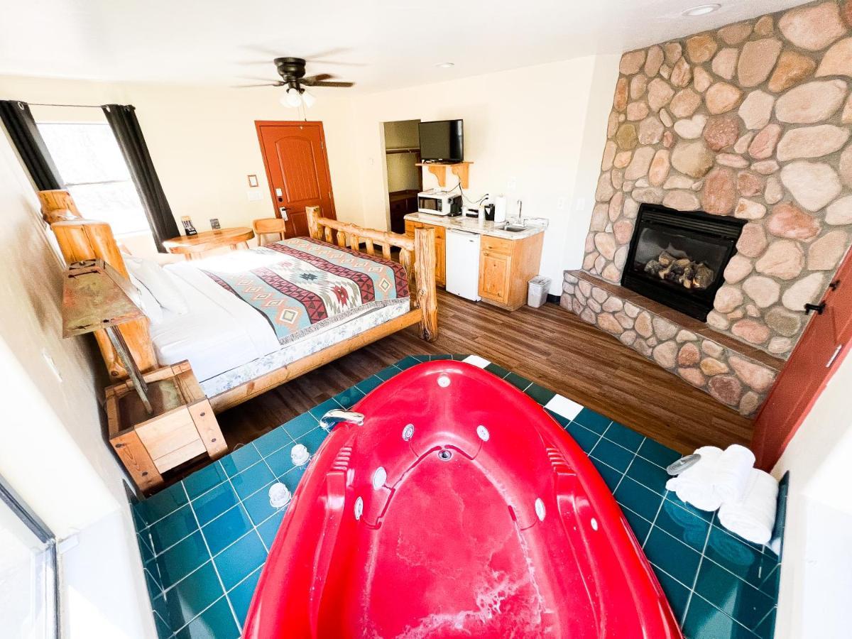 Creekside Lodge And Cabins Mayer 外观 照片